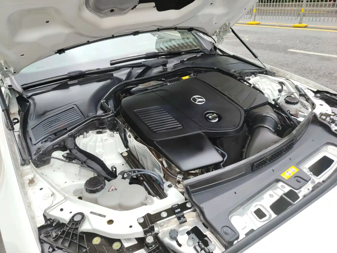 MERCEDES-BENZ C CLASS