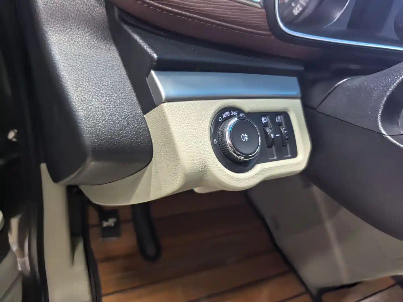 Buick GL8 2017 25S Luxury China V фото 13