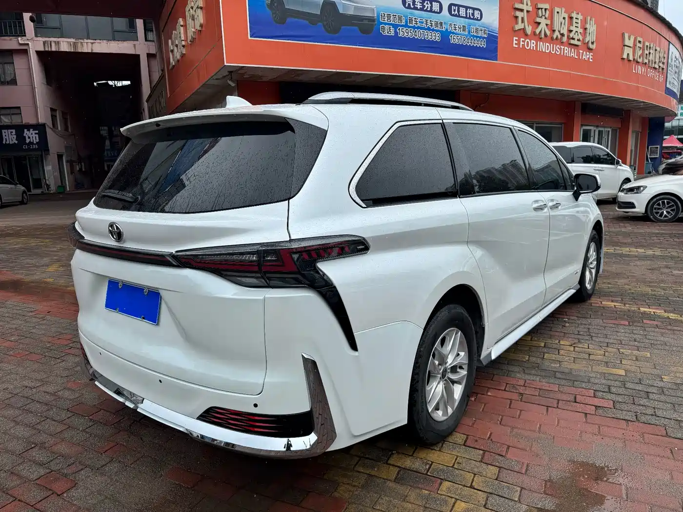 Toyota Granvia 2025 2024 2.5L Hybrid Comfort