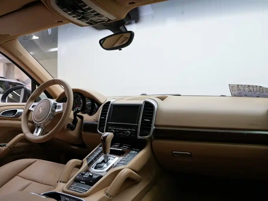 Porsche Cayenne 2011 Cayenne 3.0T фото 13