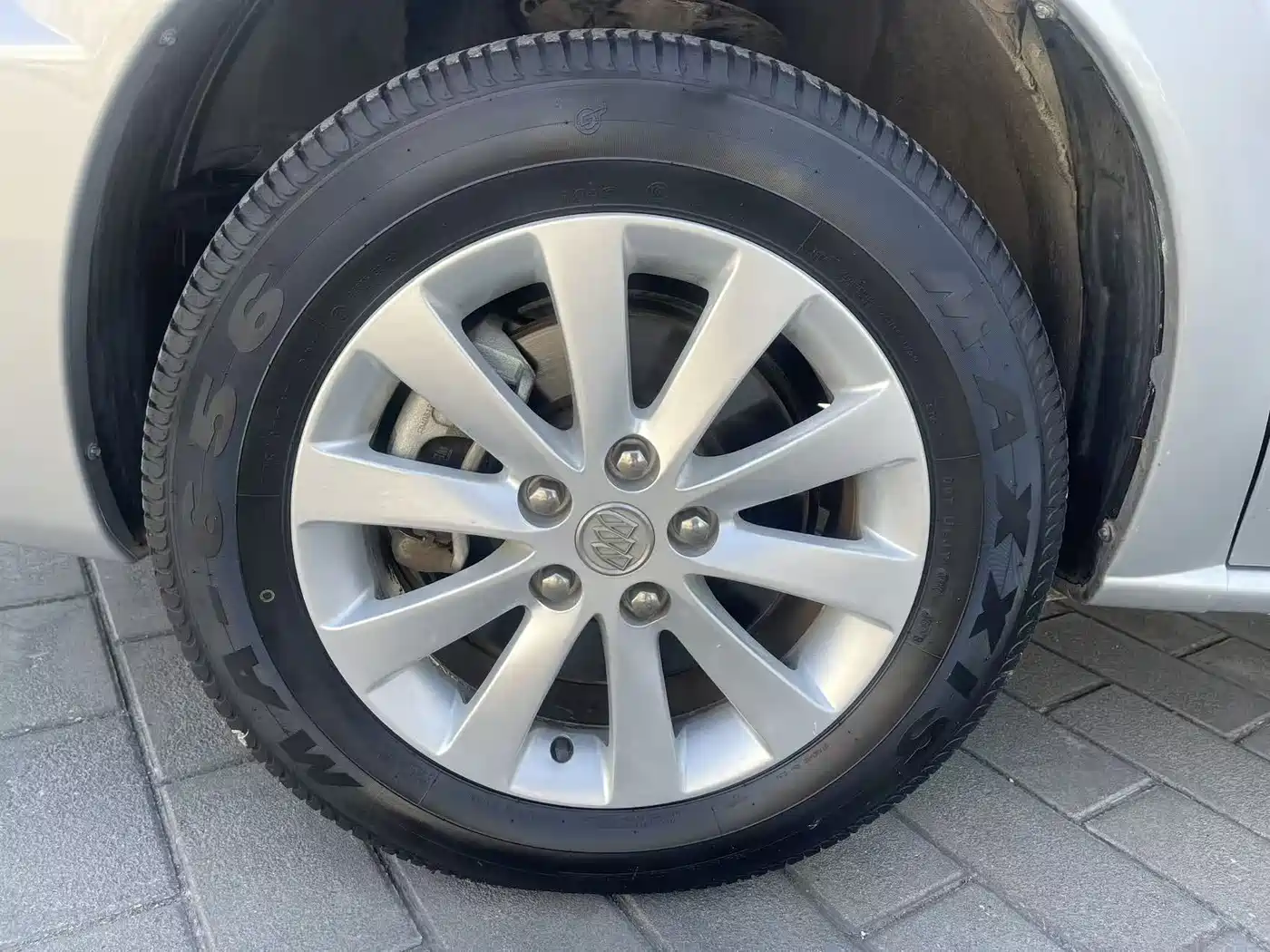 Buick GL8 2014 2.4L Executive Edition фото 9