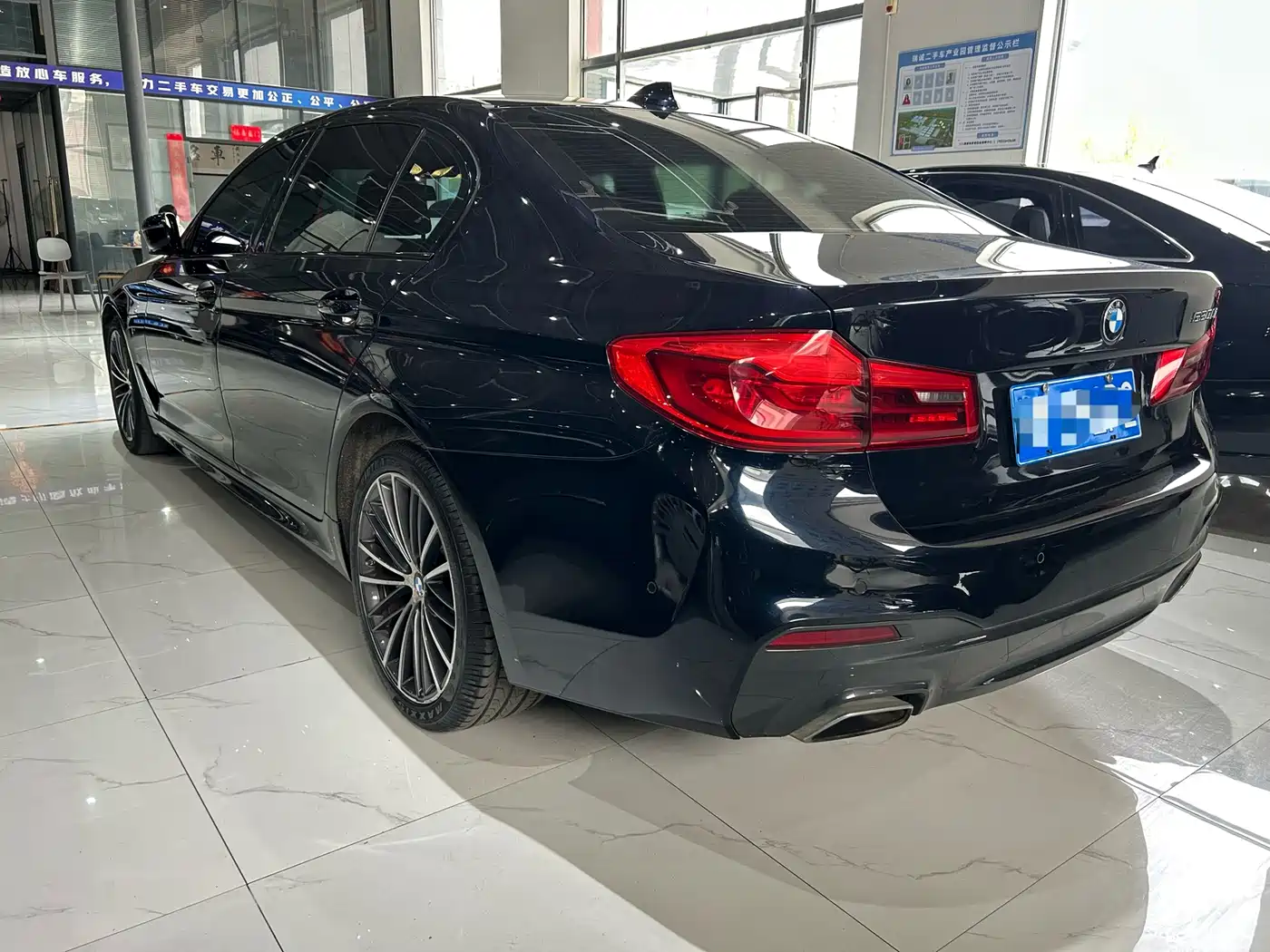 BMW 5 Series 2019 Facelift 530Li Leading M Sport Package фото 8