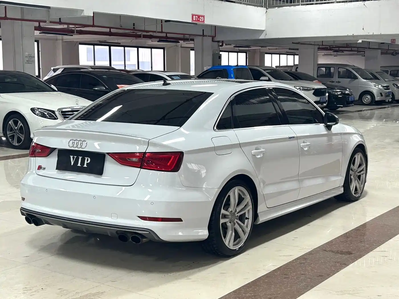 Audi S3 2015 S3 2.0T Limousine фото 7