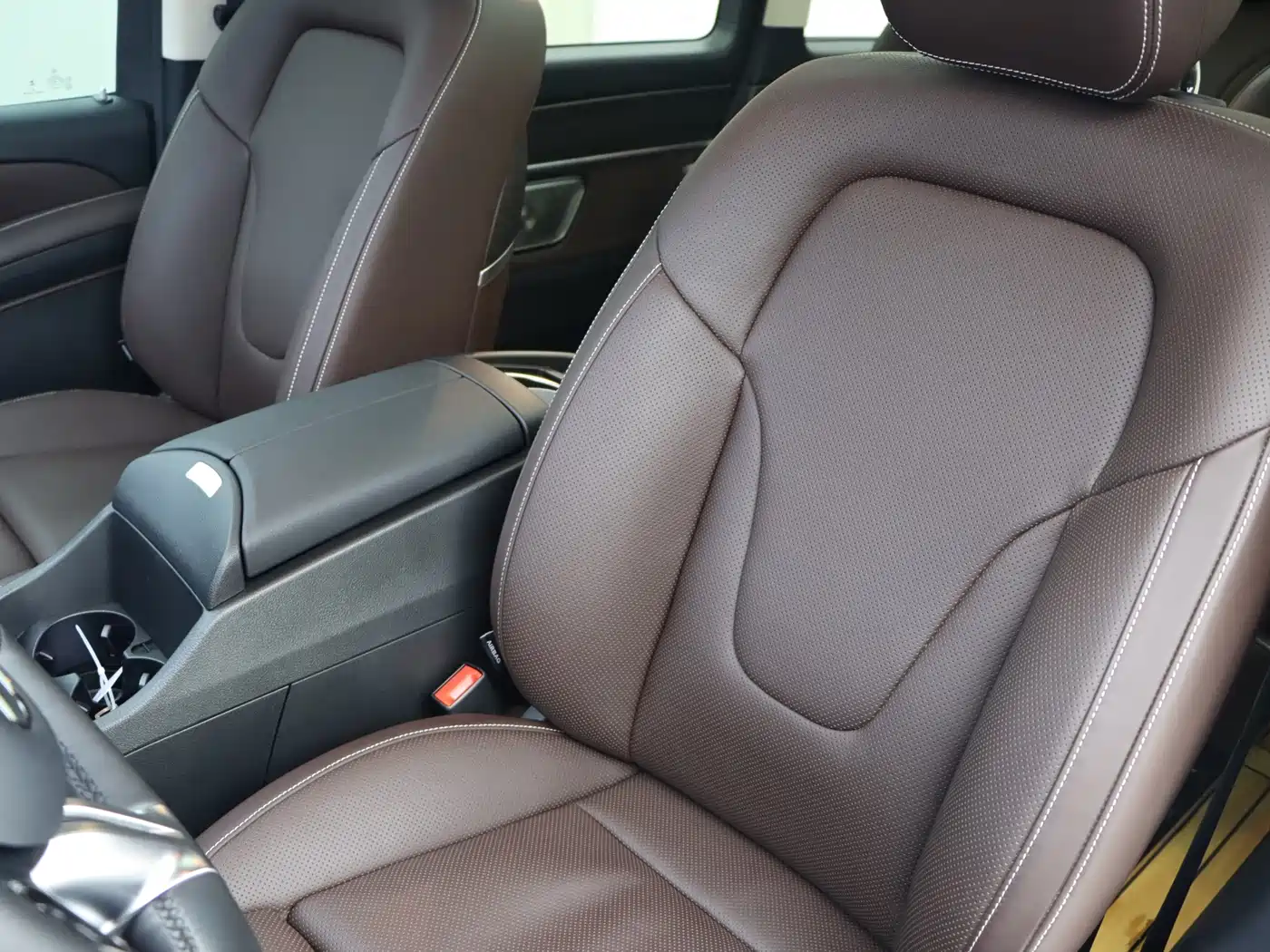 Mercedes-Benz V-Class 2025 2024 V 300 L Long Wheelbase Luxury Edition