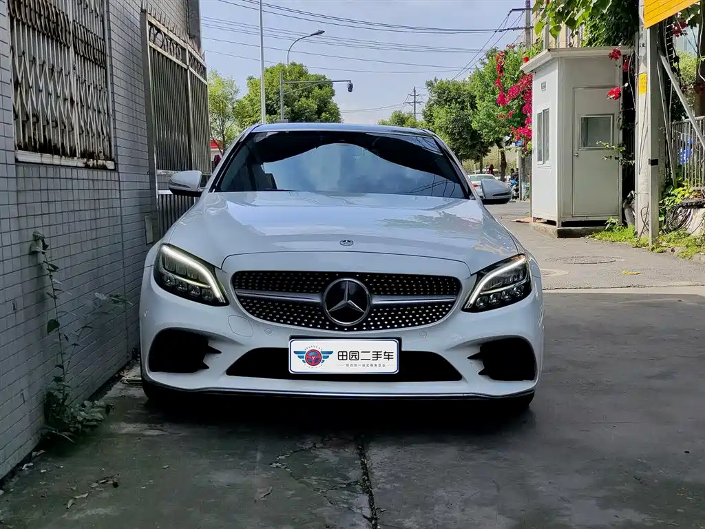 Mercedes-Benz C-Class 2020 C 260 L Sport фото 2