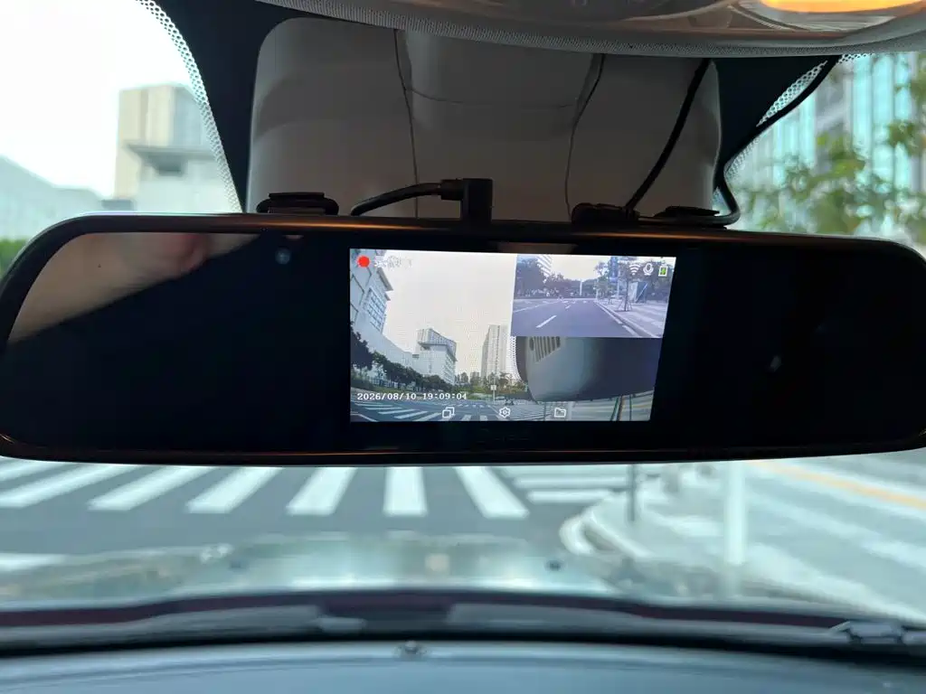 Jeep Renegade 2019 2018 Connected Large Screen Edition 180T Automatic High Energy