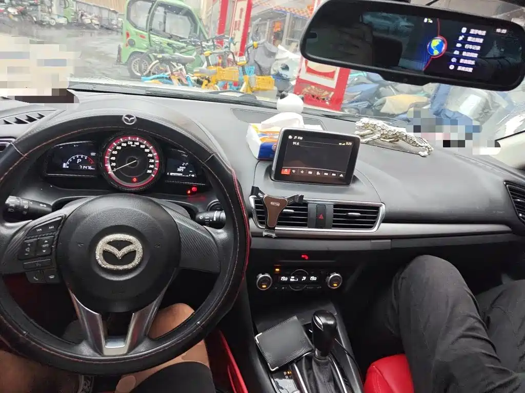 Mazda Mazda 3 2014 2014 Sedan 1.5L Automatic Luxury