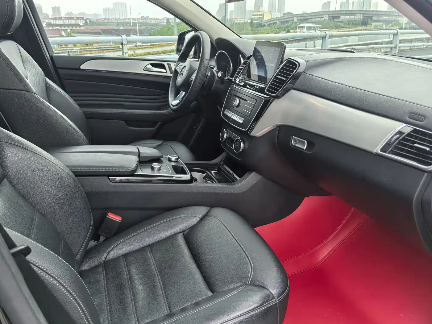 Mercedes-Benz GLE Coupe 2015 GLE 320 4MATIC Coupe SUV фото 11