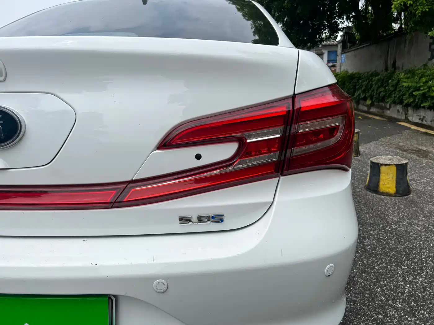 BYD Qin New Energy 2019 2018 1.5T Smart Premium