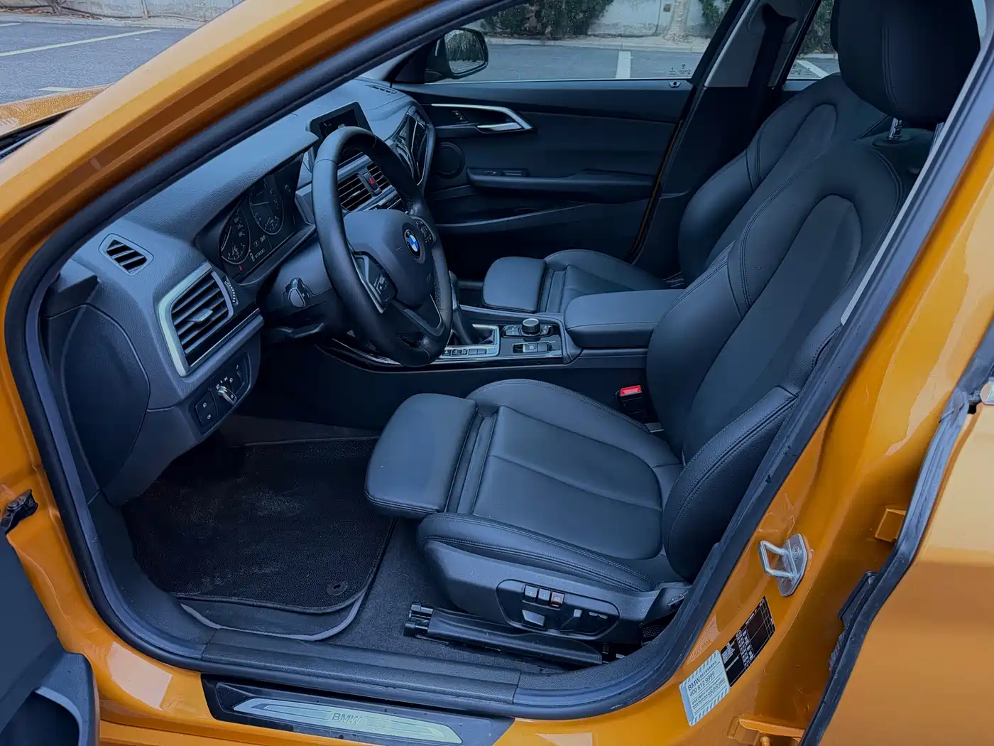 BMW 1 Series 2017 118i Sport фото 15