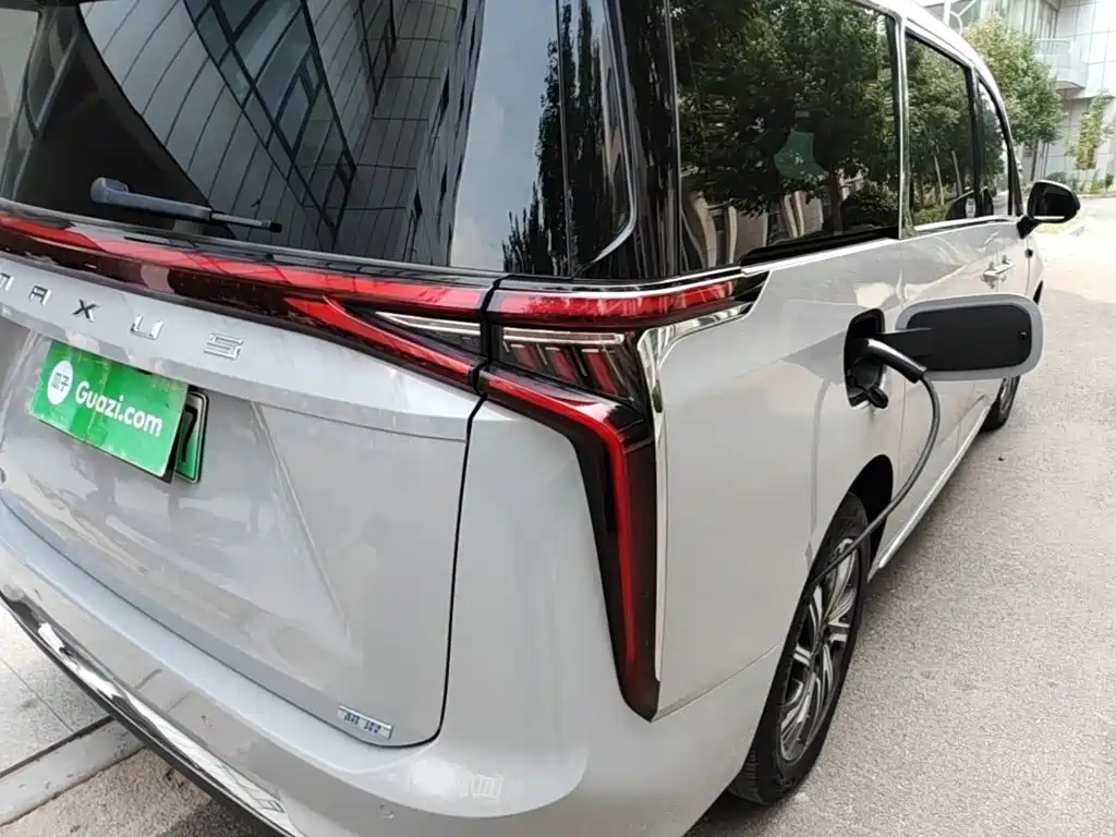 SAIC Maxus Dajia 9 2024 2024 Super Hybrid Ultra Long Range Forest Edition 7-Seater
