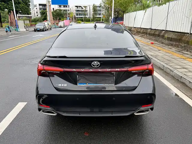 Toyota Avalon 2022 2.5L Luxury Edition — фото 5