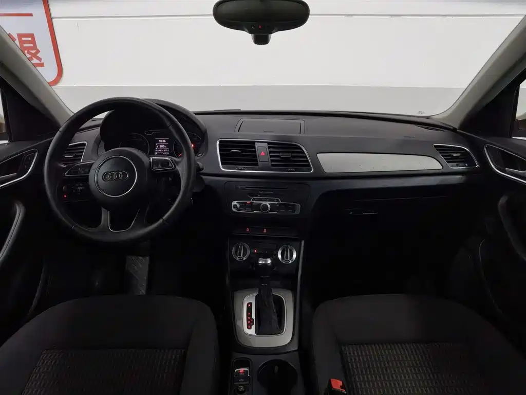 Audi Q3 2015 35 TFSI Progressive фото 5