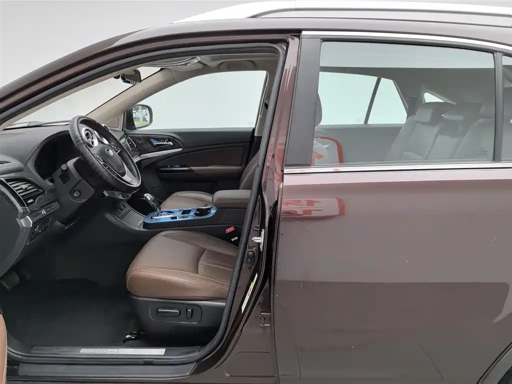 BYD S7 2016 2.0T Automatic Flagship Plus фото 10