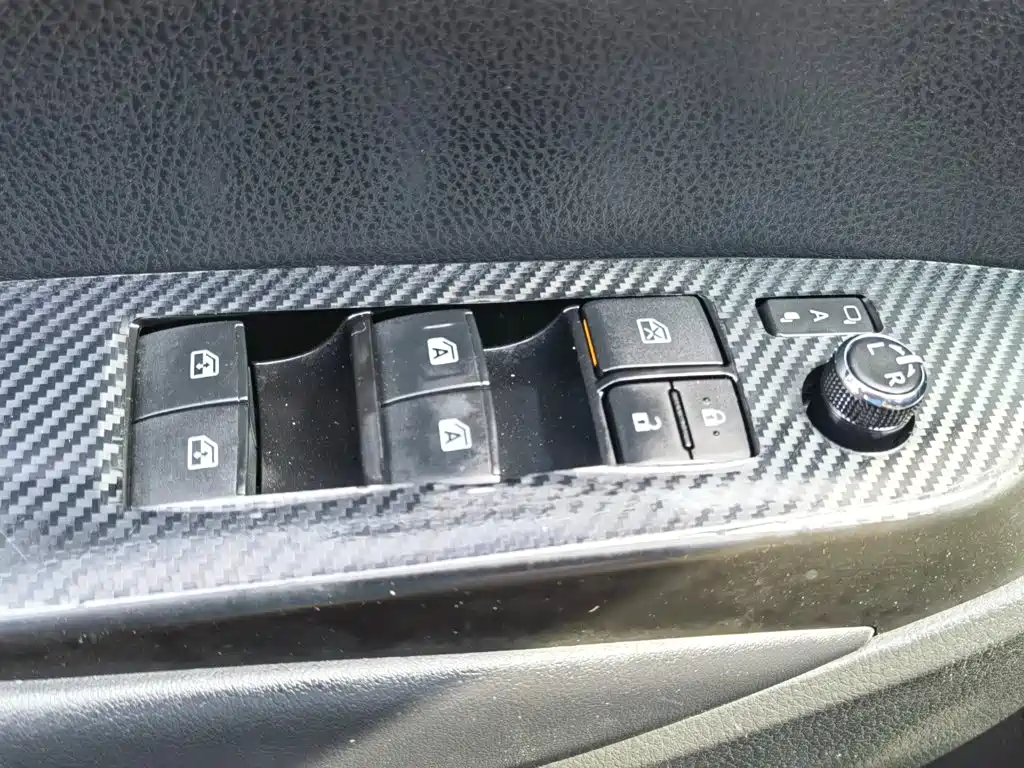 Photo 26 - Toyota Highlander