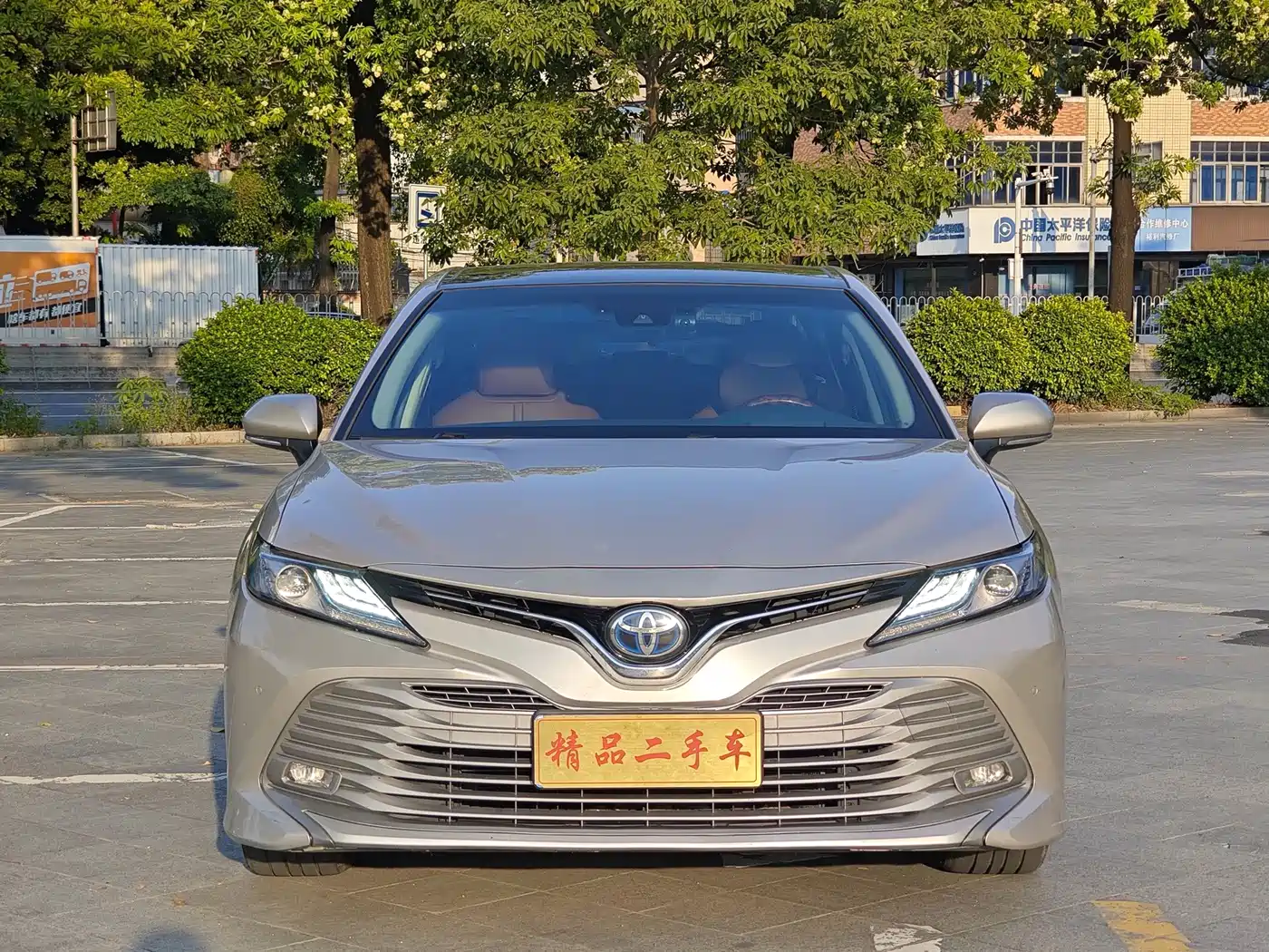 Фото 1 - Toyota Camry
