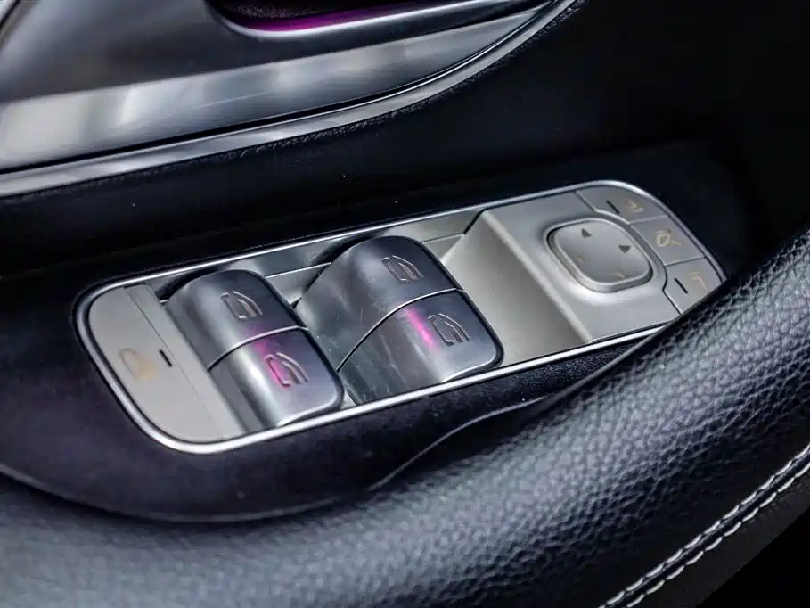 Mercedes-Benz GLE 2020 GLE 350 4MATIC Luxury фото 14