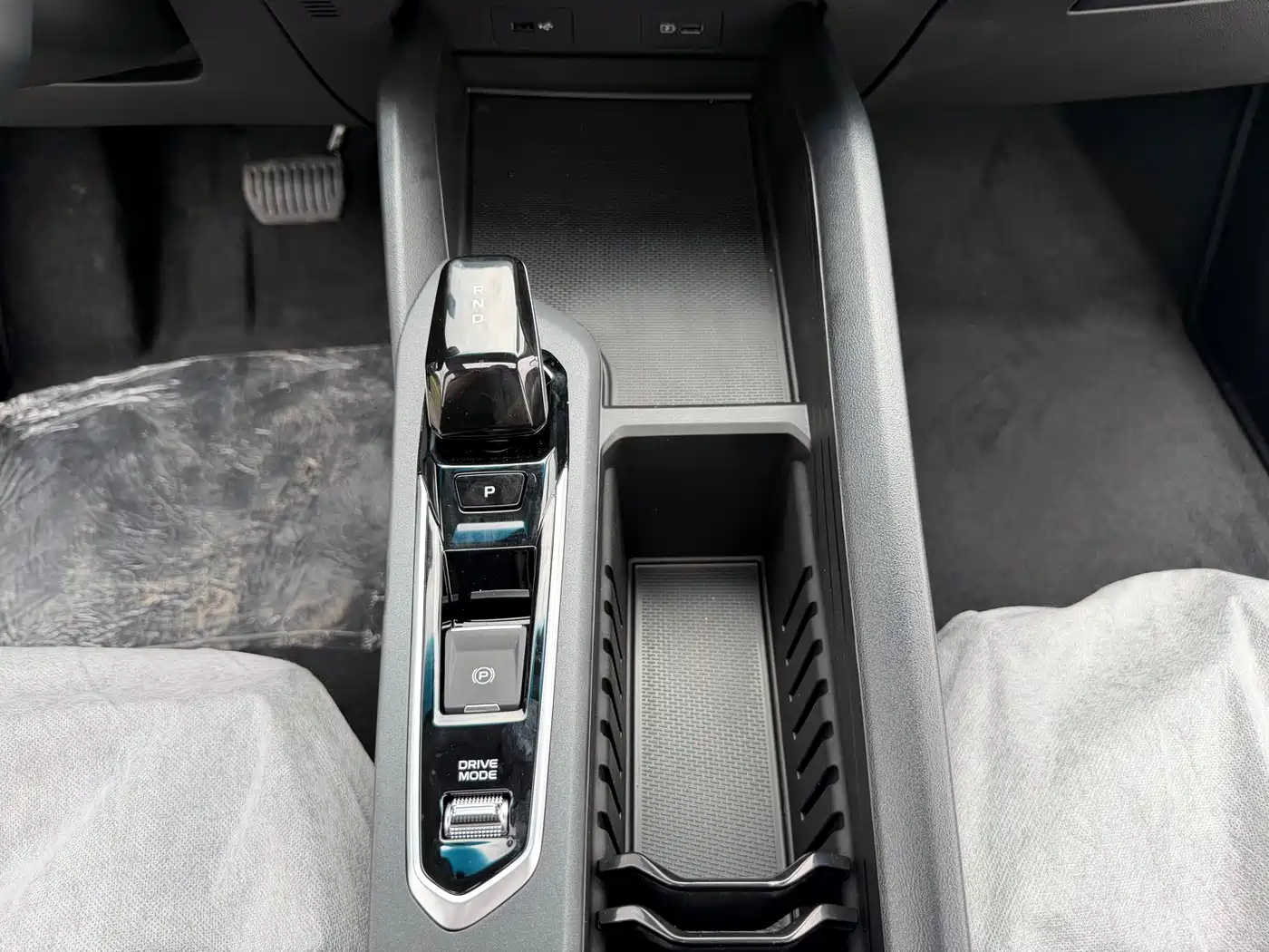 Geely Binrui 2026 2024 Binrui COOL 1.5T DCT Soaring Dragon Edition