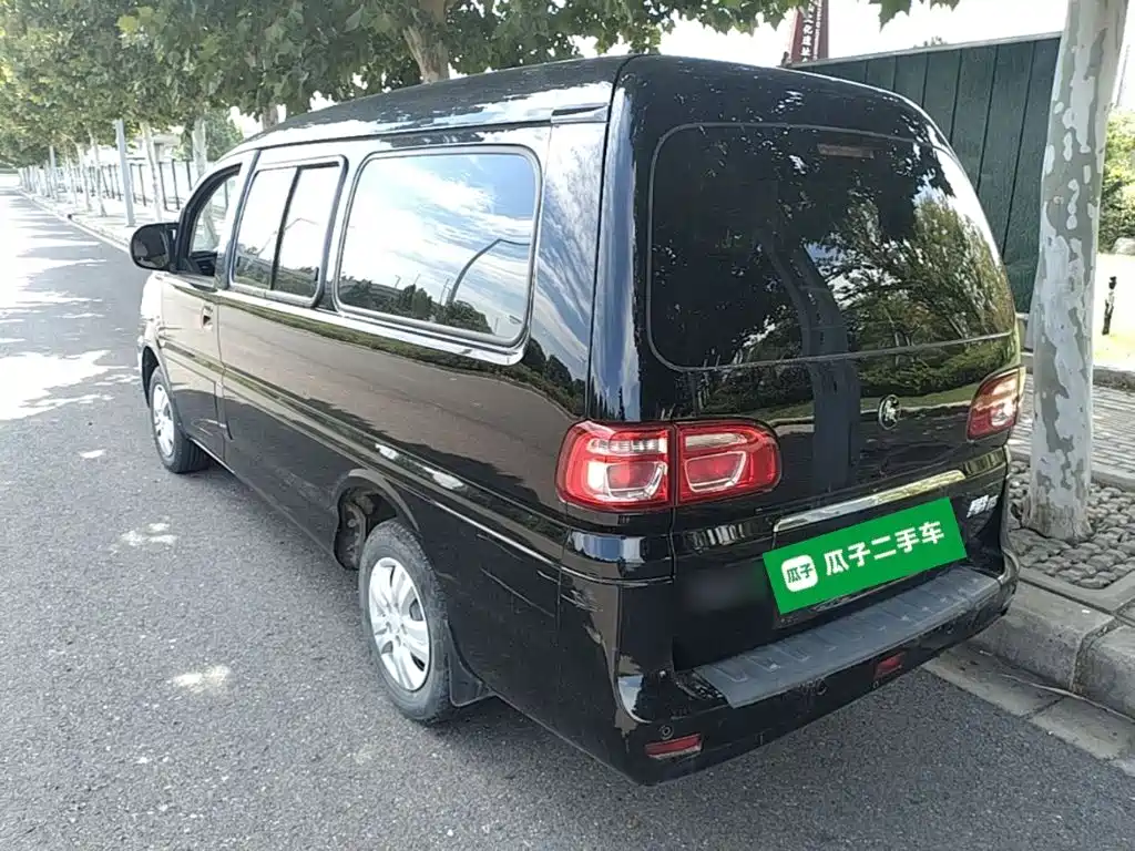 Dongfeng Fengxing Lingzhi 2023 2023 M5L 1.6L Basic 7-seater