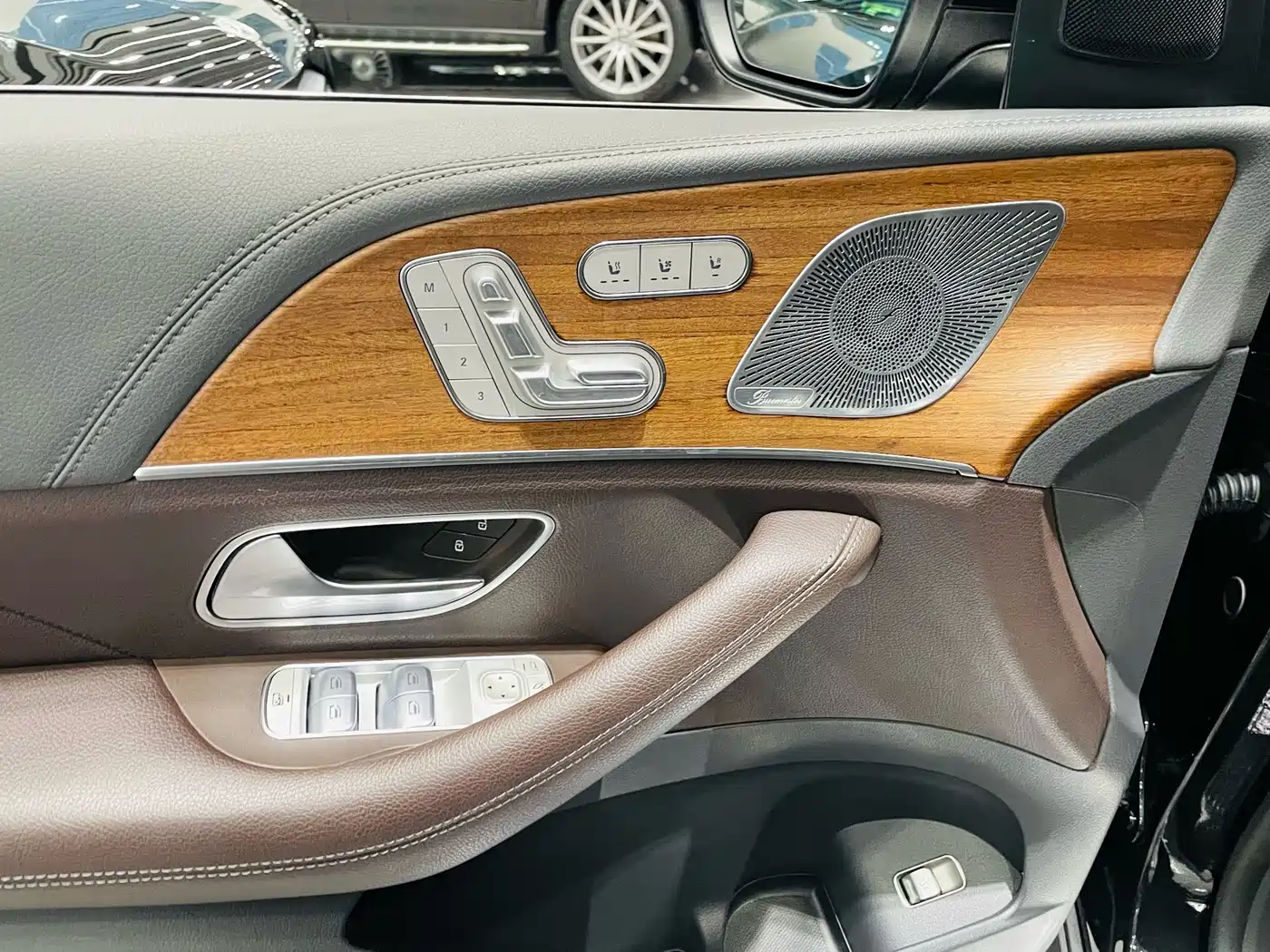 Mercedes-Benz GLS 2020 GLS 450 4MATIC Luxury фото 9