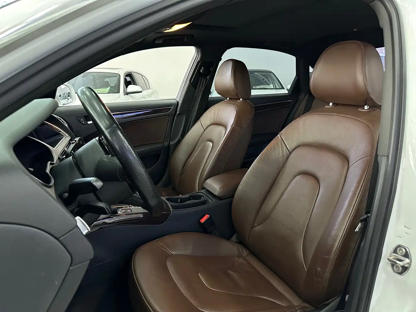 Audi A4L 2015 35 TFSI Auto Comfort фото 12