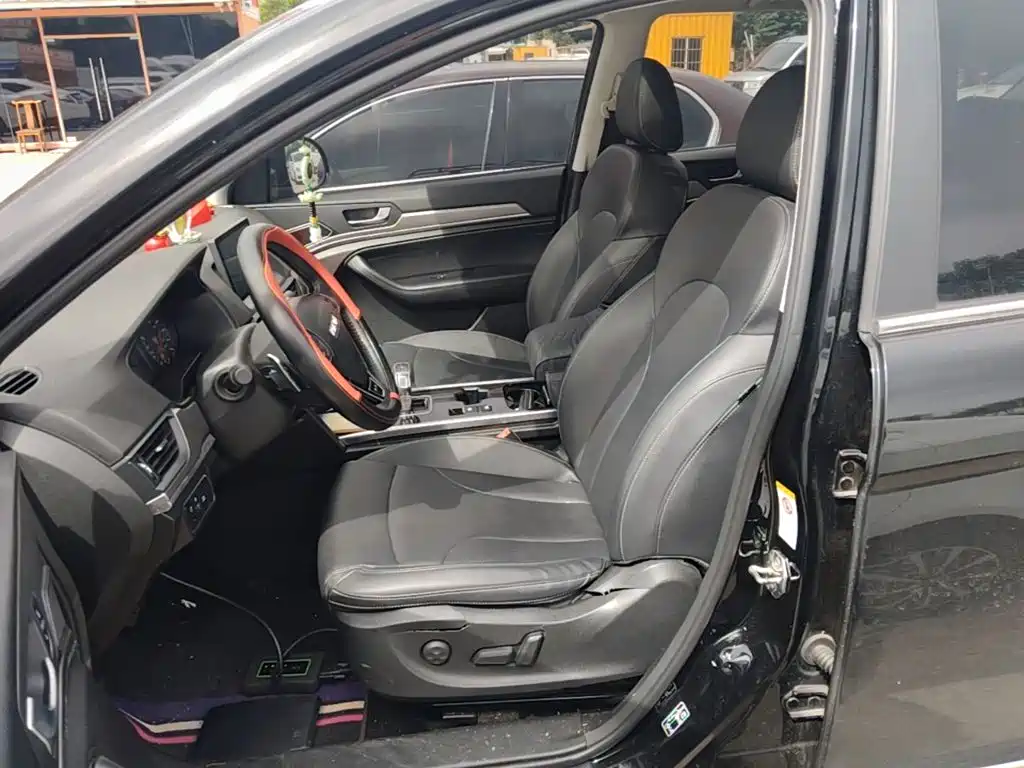 Фото 15 - Haval H6