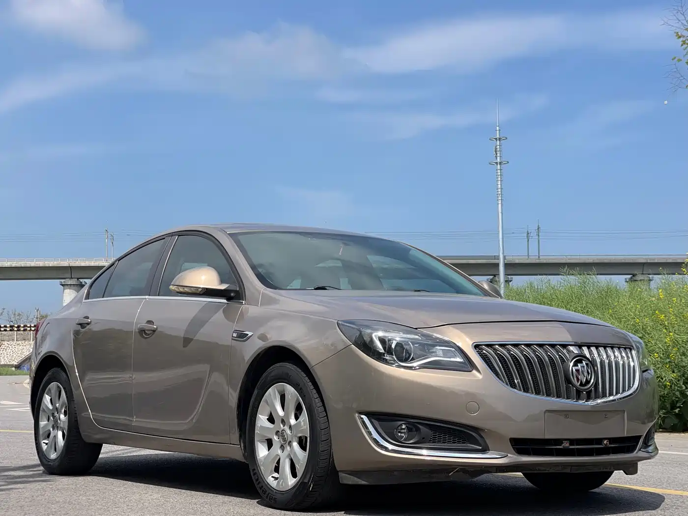 Buick Regal 2015 1.6T Leading Tech Edition фото 3
