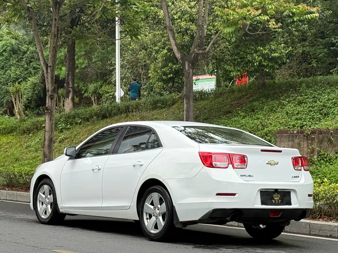 Chevrolet Malibu 2012 2.0L Automatic Comfort Edition фото 4