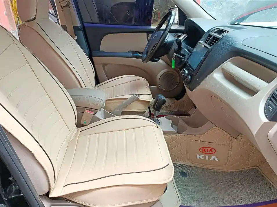 Kia Sportage 2013 2.0L Automatic 2WD GLS фото 9