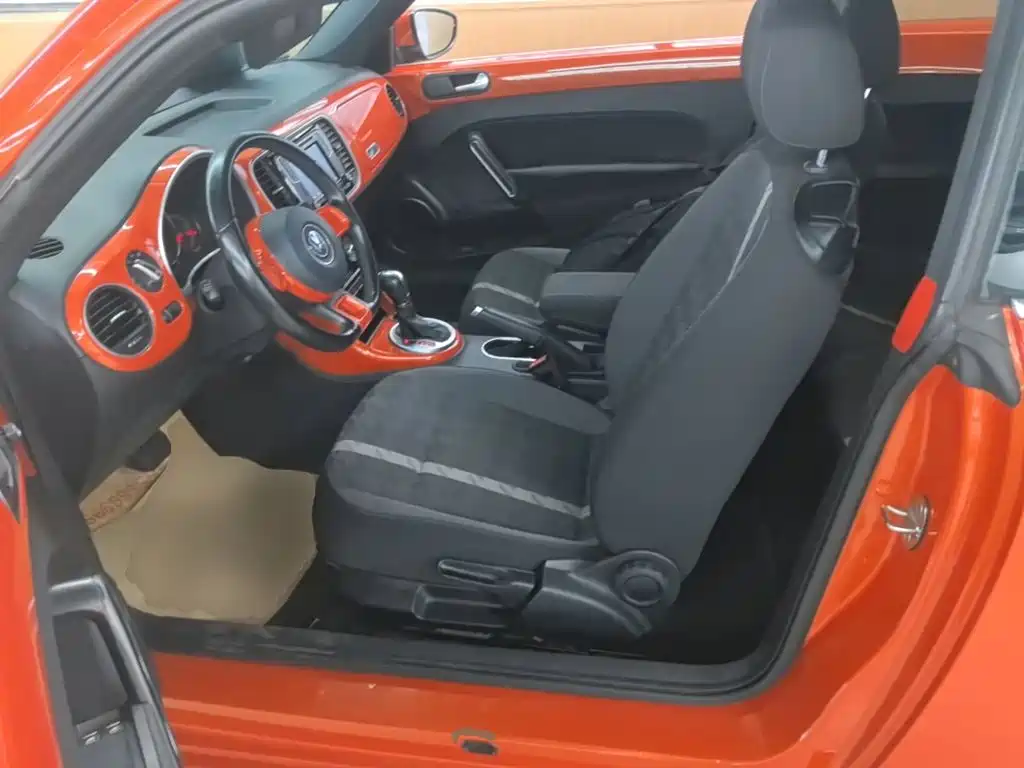 Volkswagen Beetle 2019 2018 180TSI Easy Joy Edition