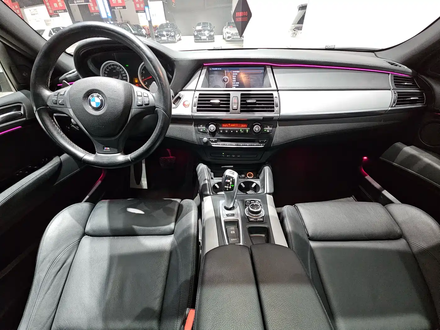 BMW X6 M 2010 X6 M фото 16