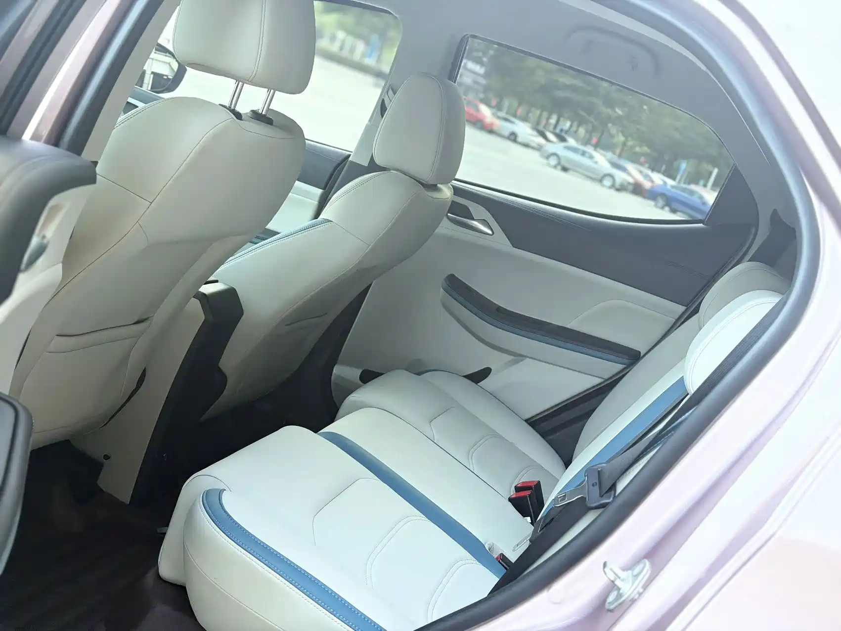 Photo 16 - BYD Yuan Pro