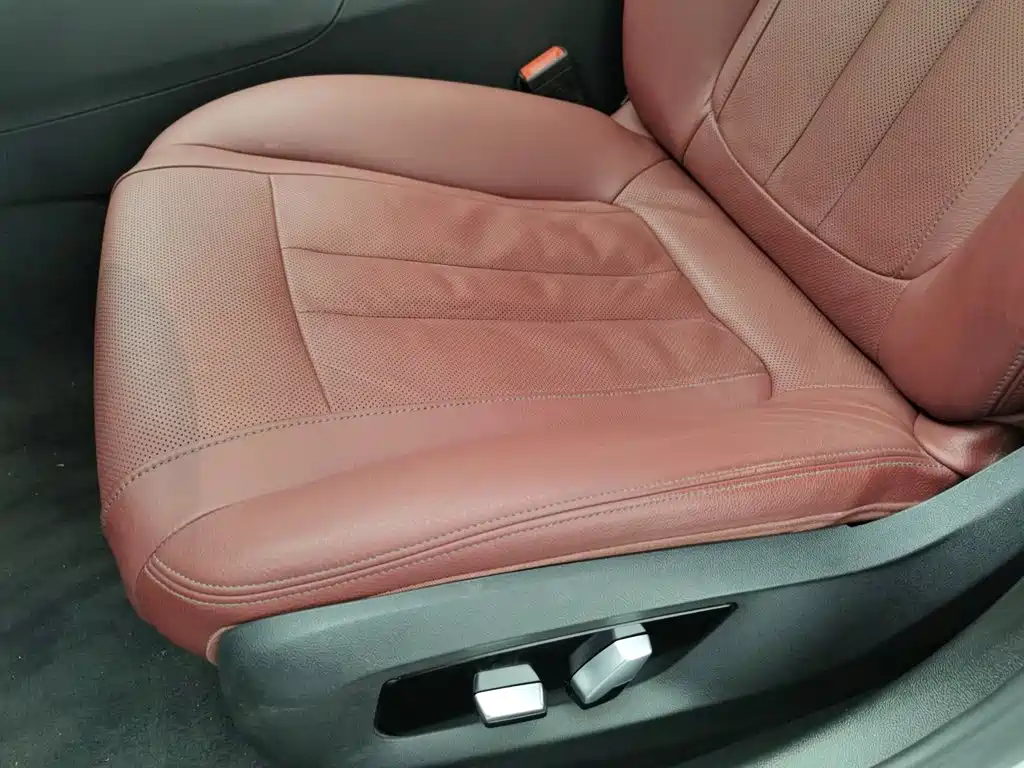 Фото 20 - BMW 5 Series