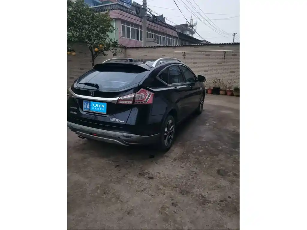 Luxgen U6 SUV 2014 2014 1.8T Fashion