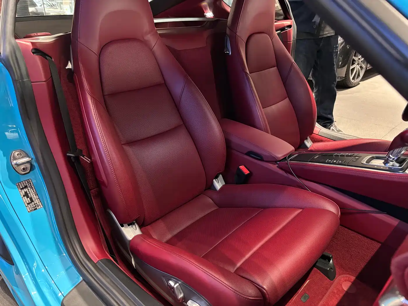 Porsche 718 2018 Cayman 2.0T фото 12