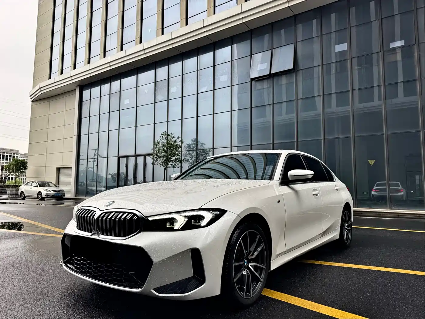 BMW 3 Series 2024 320Li M Sport Package
