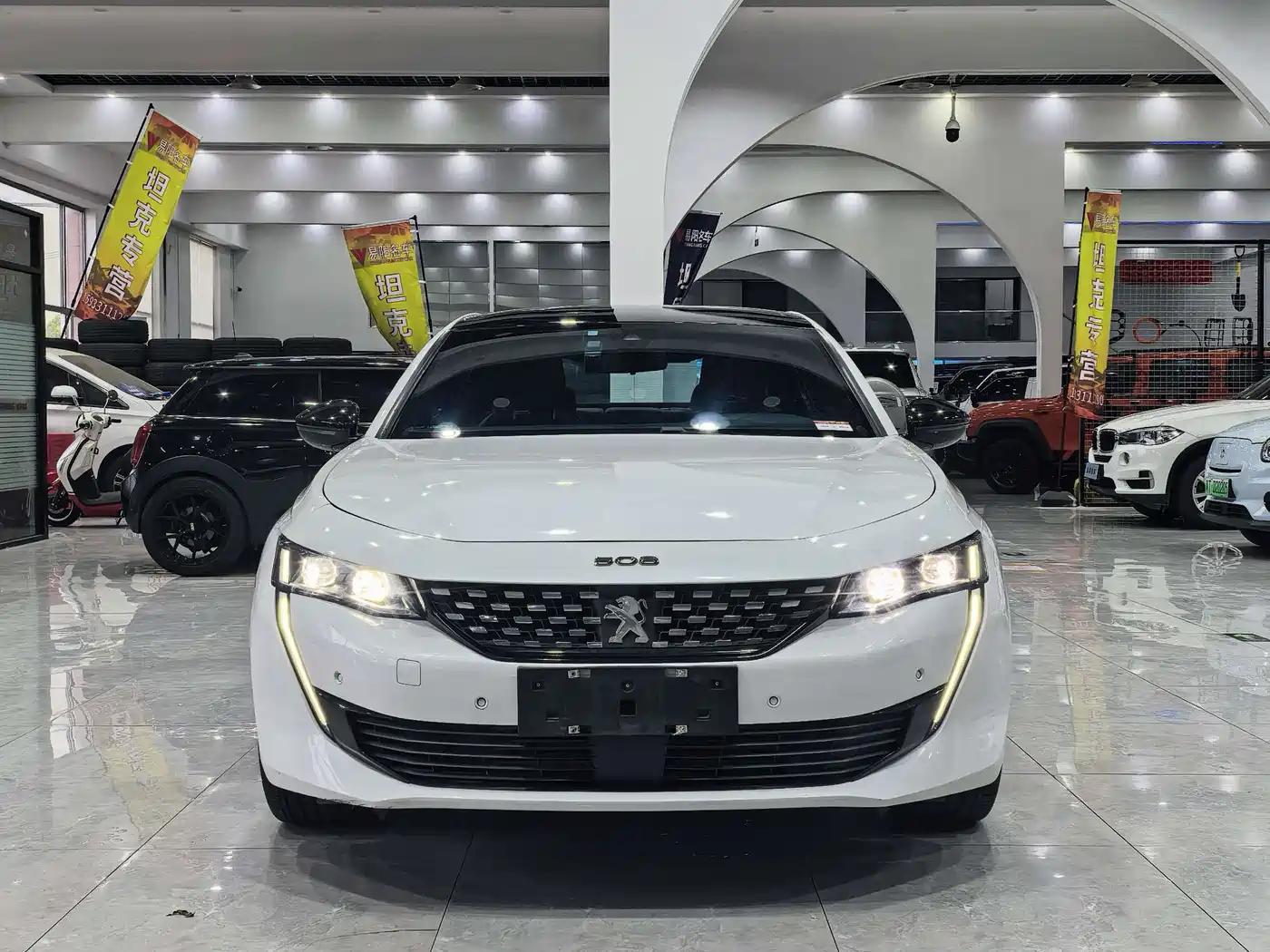 Фото 2 - Peugeot 508