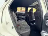 Photo 12 - Infiniti ESQ