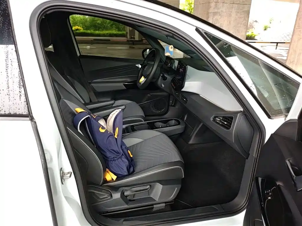 Volkswagen ID.3 2024 Pure Smart Edition фото 25