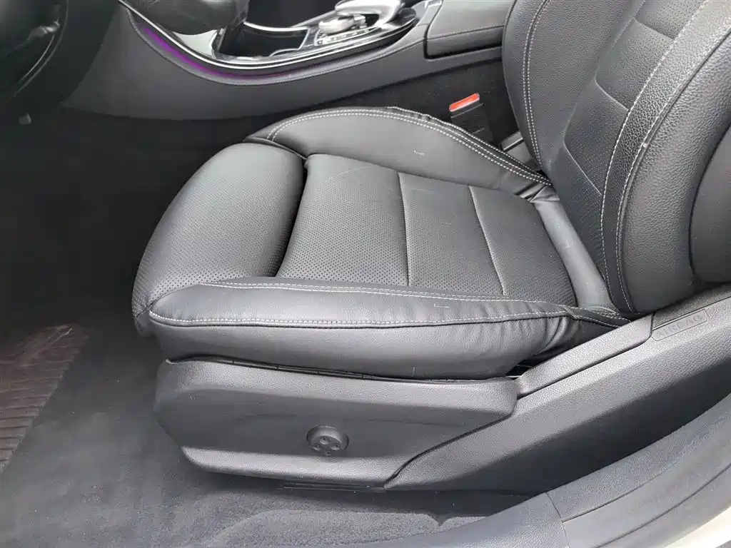 Mercedes-Benz E-Class 2016 E 200 L Sport Type фото 20