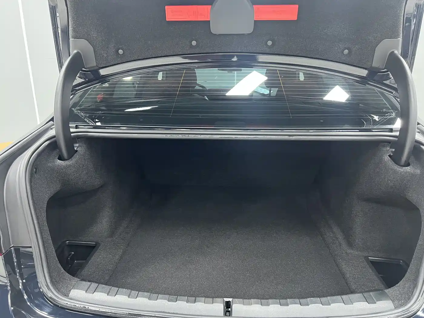 BMW 3 Series 2023 320Li M Sport Package фото 24