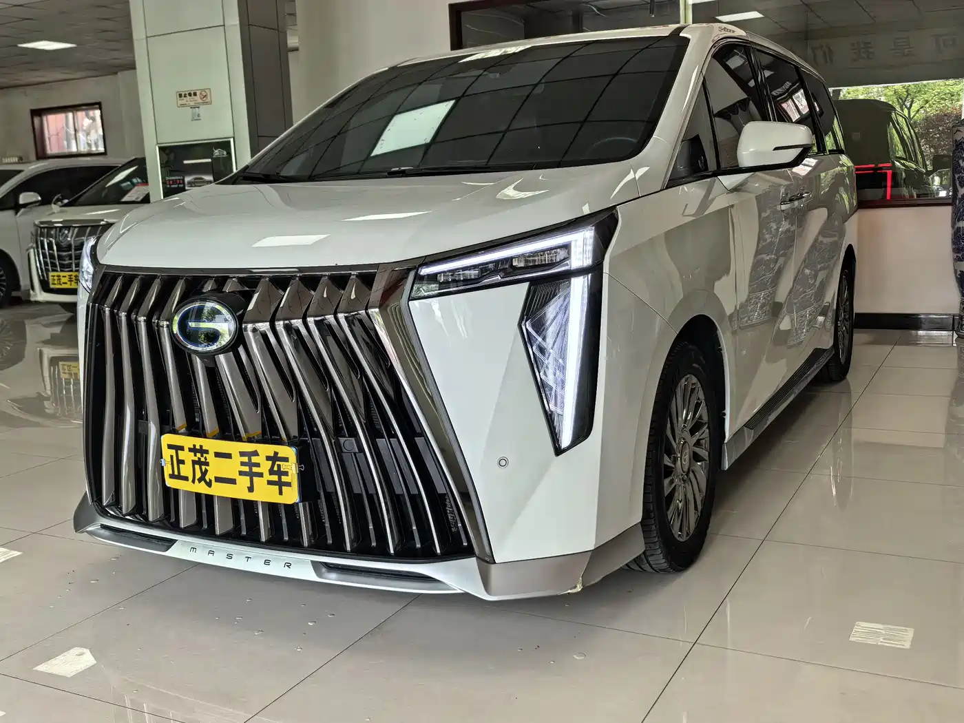 GAC Trumpchi Trumpchi M8 2023 Master Series Dual Hybrid Flagship Edition