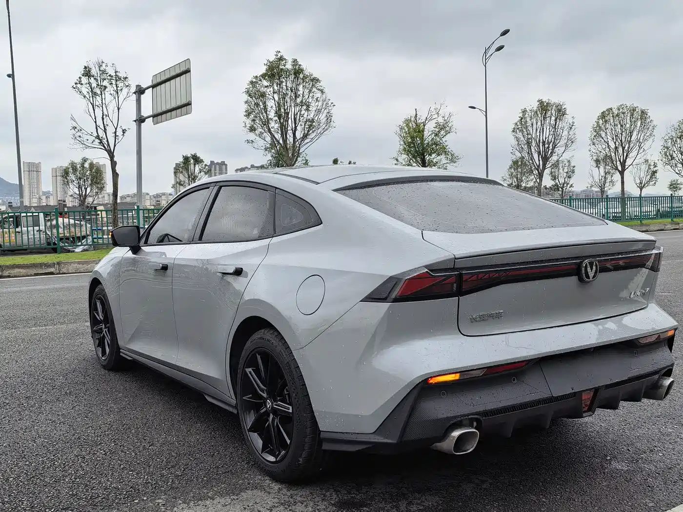CHANGAN UNI-V