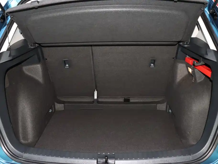 Volkswagen Tharu, миниатюра 17