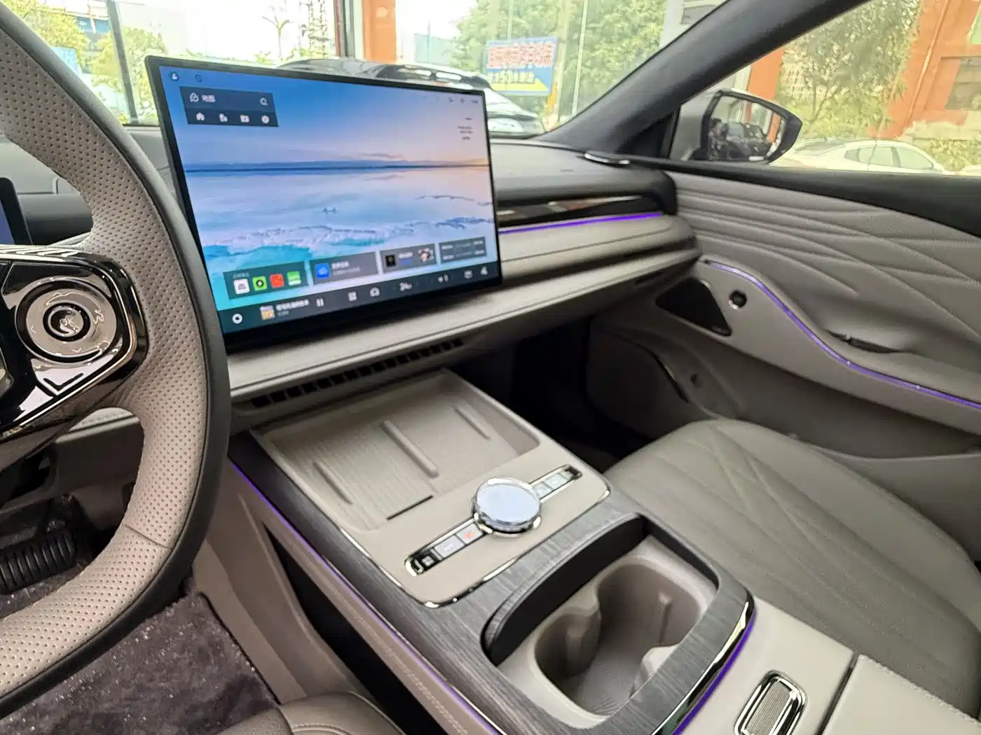 GEELY GALAXY GALAXY SPARKLE 8