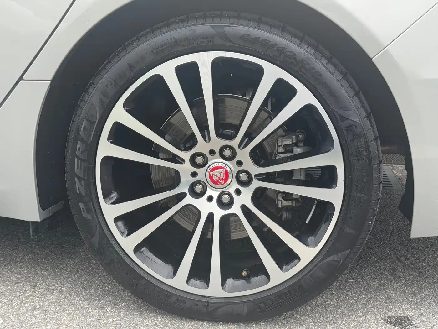 Jaguar XFL 2025 2024 2.0T P250 2WD Premium Luxury