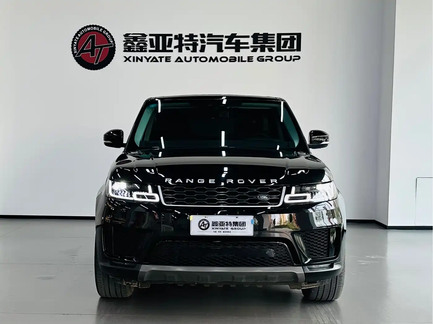 Land Rover Range Rover Sport 2020 3.0 L6 SE фото 3