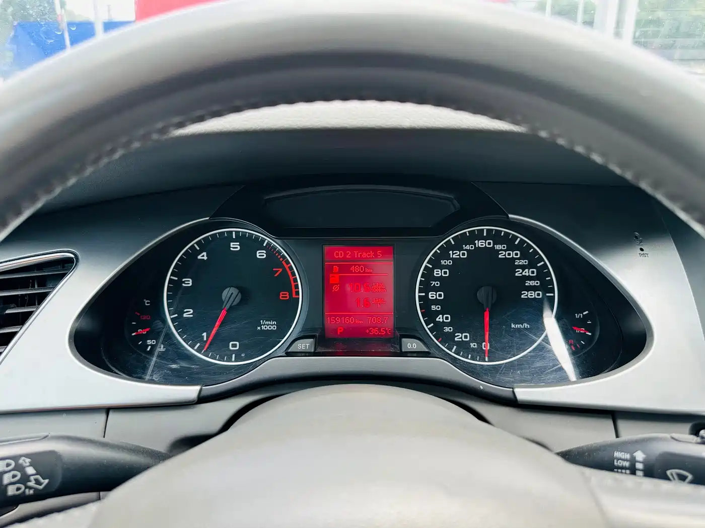 Фото 18 - Audi A4L