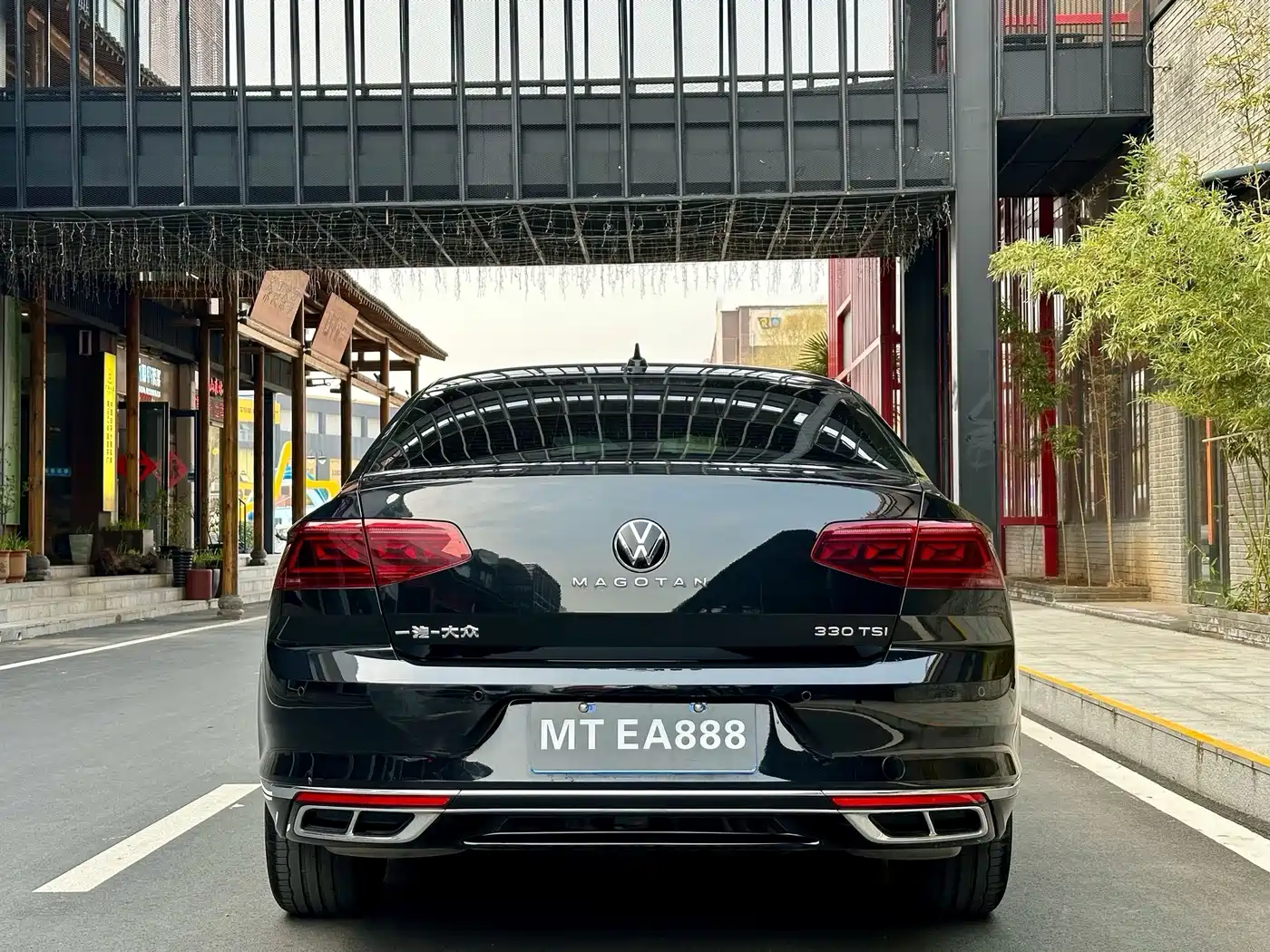 Volkswagen Magotan 2023 Model 2 Million Commemorative Edition 330TSI DSG Luxury фото 8