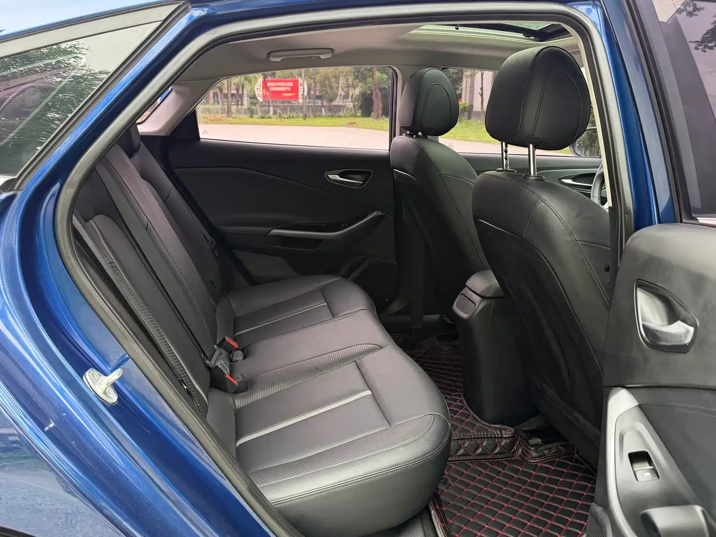 Hyundai Fista 2019 280TGDi Sport Edition China VI фото 12